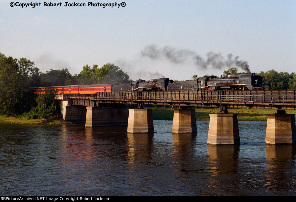 IAIS Double-headed QJ steam!!!!